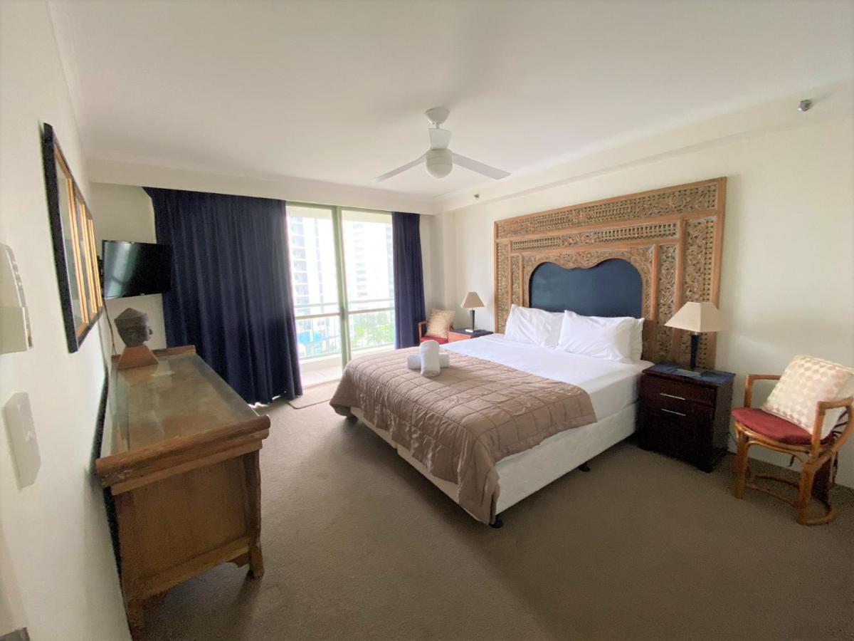 The Meriton On Main Gold Coast