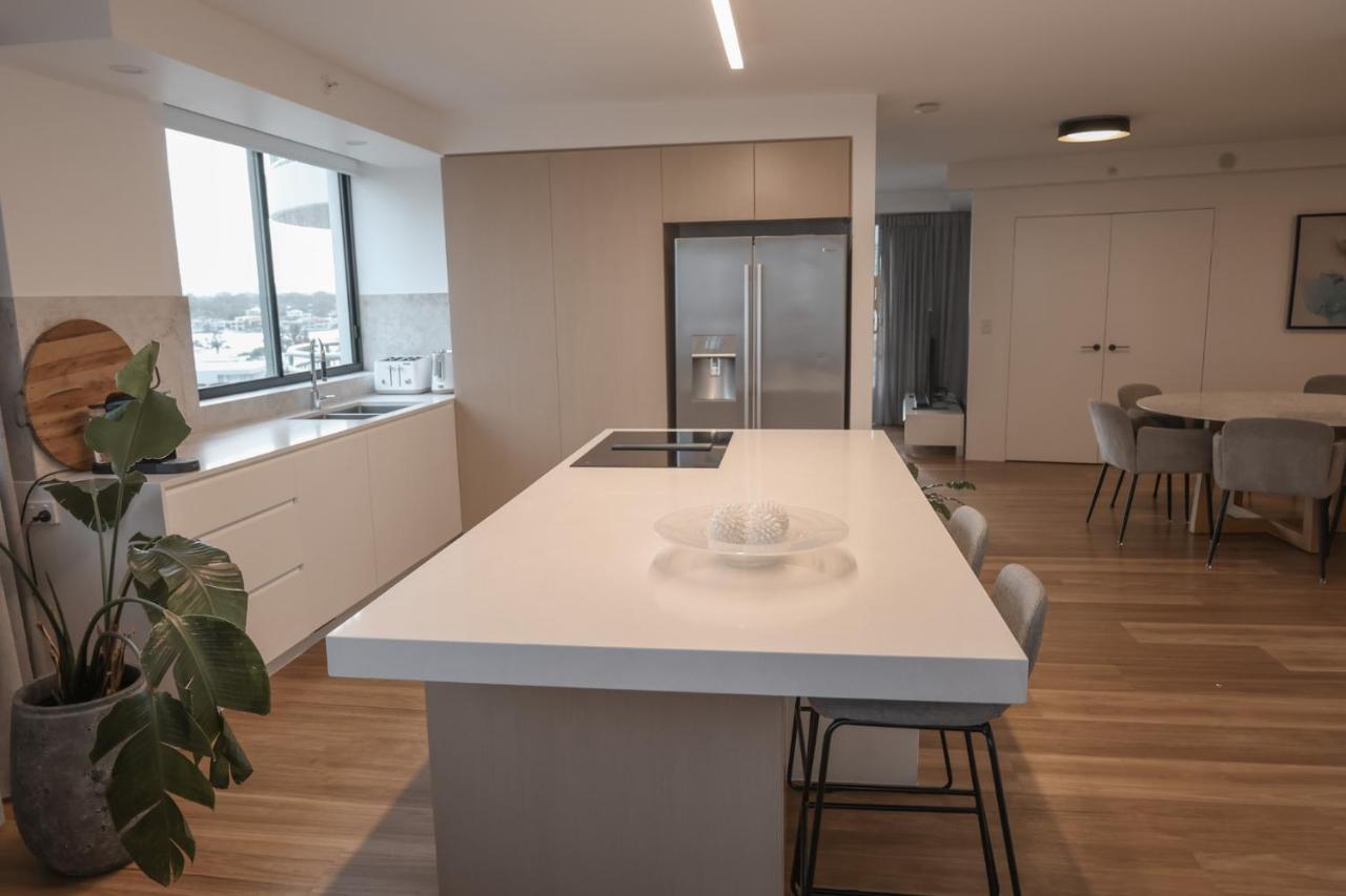 The Meriton On Main 4*