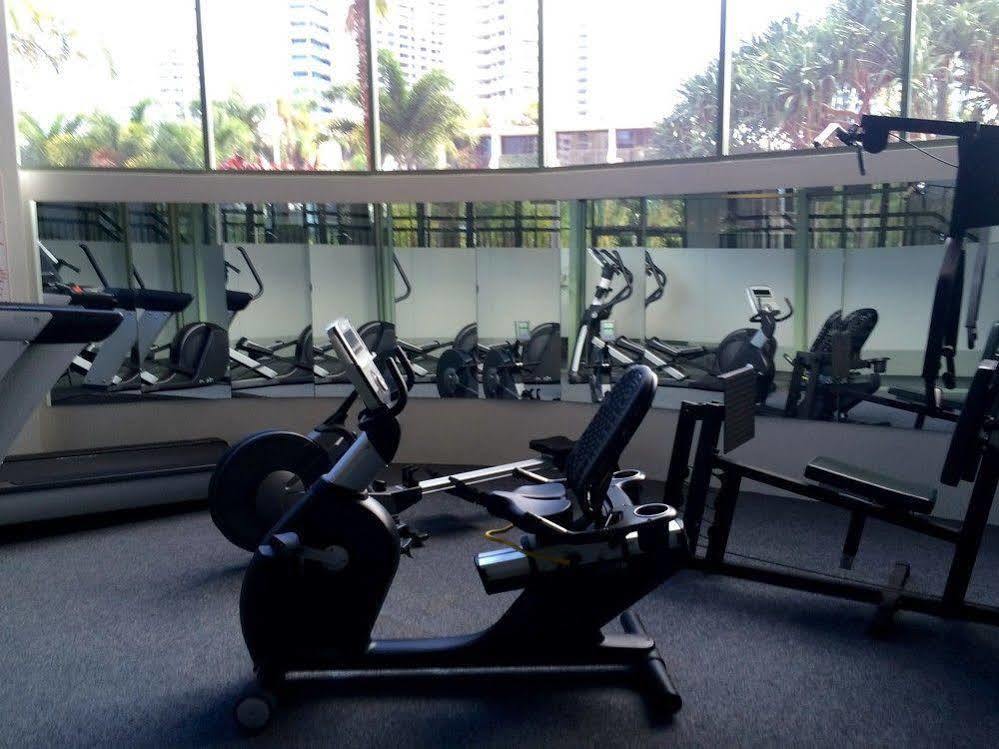 The Meriton On Main Aparthotel 4*