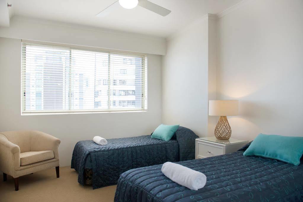 The Meriton On Main Aparthotel 4*