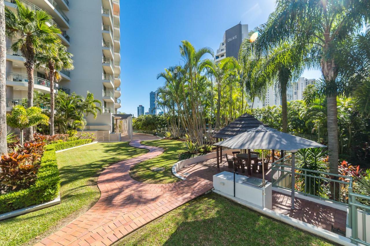 The Meriton On Main Aparthotel 4*